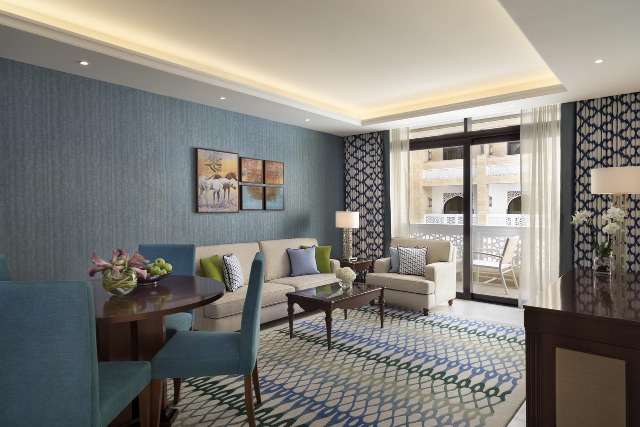 Al Najada Doha Hotel Apartments By Oaks Exteriör bild