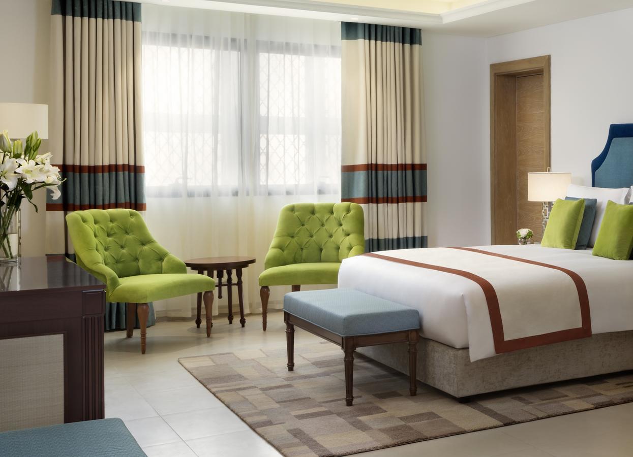 Al Najada Doha Hotel Apartments By Oaks Exteriör bild