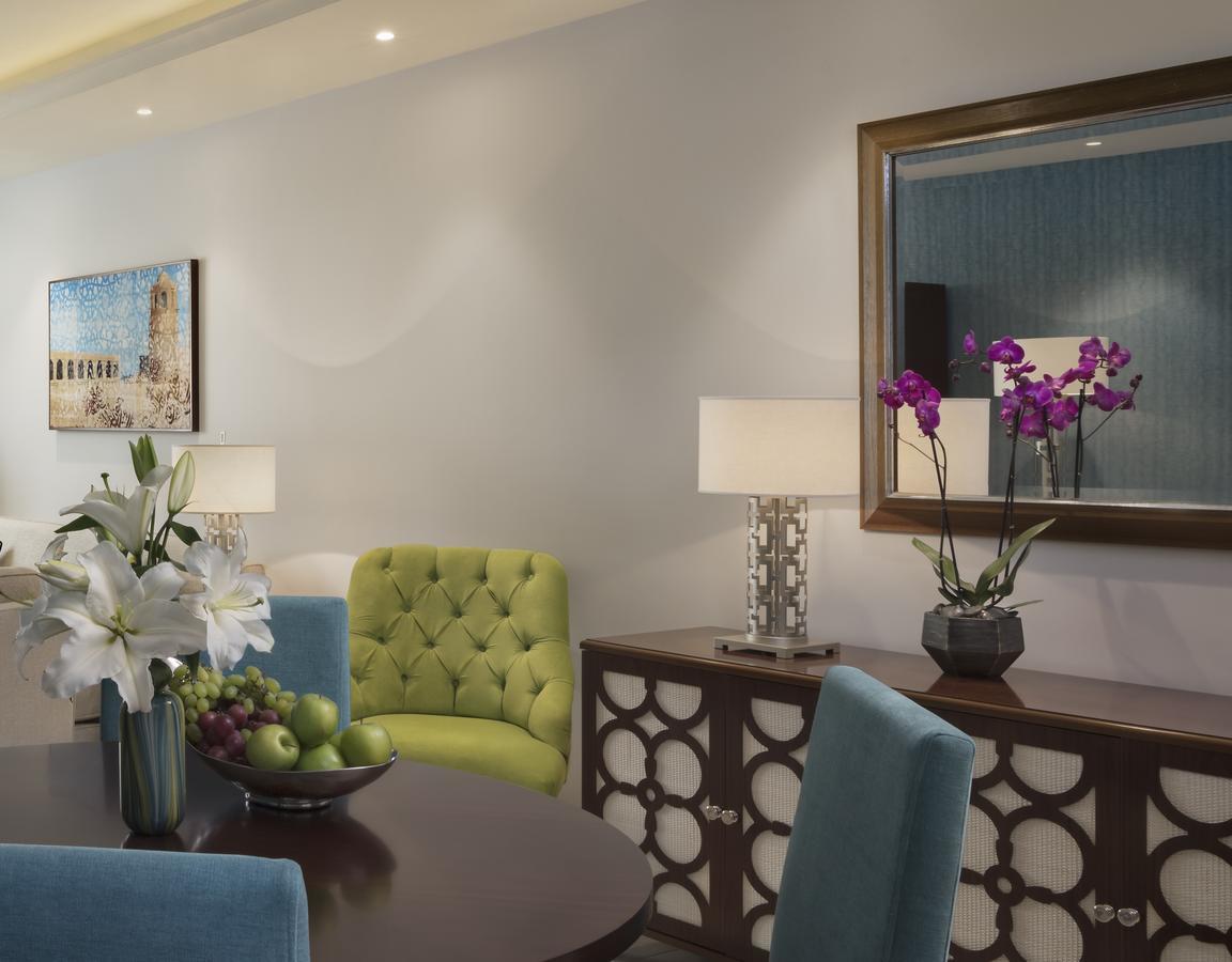 Al Najada Doha Hotel Apartments By Oaks Exteriör bild